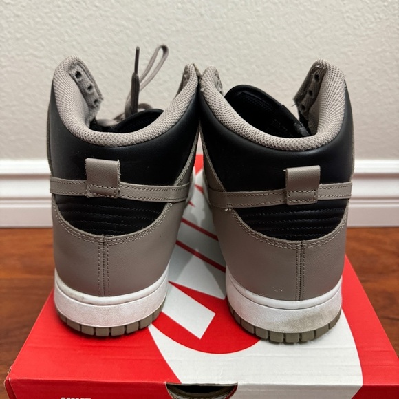 Nike Dunk High Moon Fossil (Women's) Size 12 - Picture 4 of 8